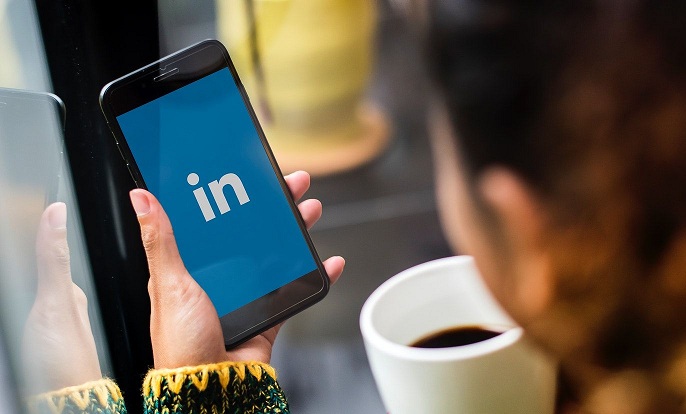 grow business through videos on LinkedIn
